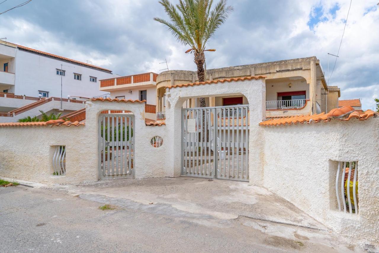 Villa Azzurra Agnone Bagni Esterno foto